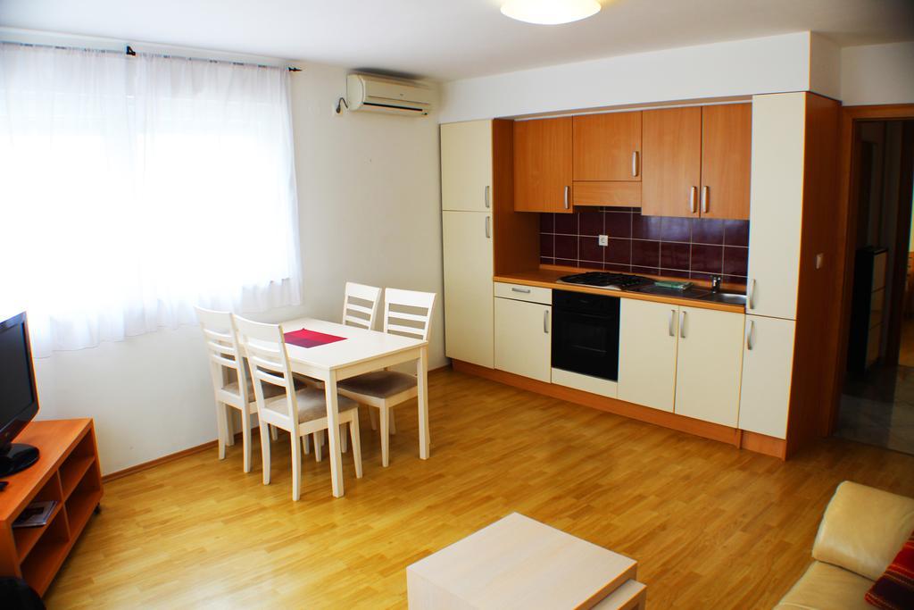 Bokun Apartments III ซิซัค ภายนอก รูปภาพ